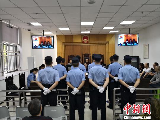 10件恶势力犯罪案件今在重庆公开宣判最高获刑15年