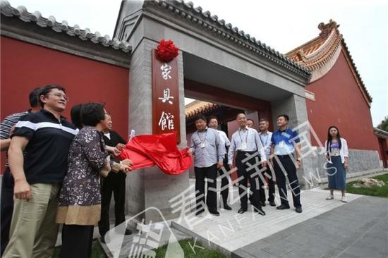 故宫南大库家具馆今日正式开放，首批300余件精品与游客见面 摄/法制晚报&middot;看法新闻 记者 刘畅