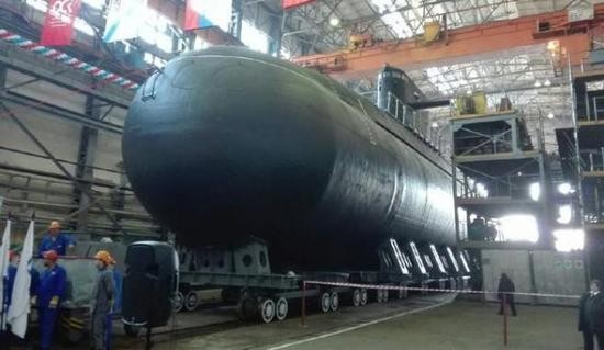 开建13年后终竣工！俄第二艘拉达级柴电潜艇下水