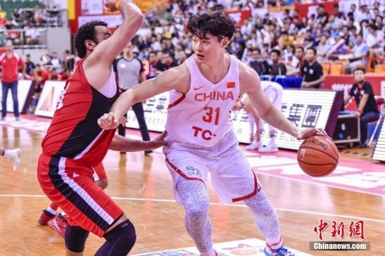 资料图：王哲林。<a target=\'_blank\' href=\'http://www.chinanews.com/\'><p  align=