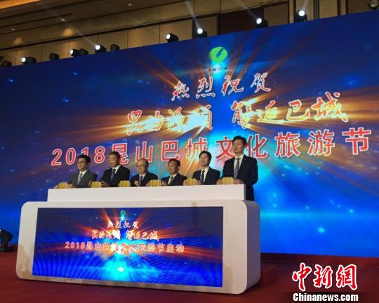 挖掘“舌尖上的经济”巴城大闸蟹年产值近38亿元