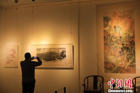 “艺术庆丰”成为沈阳国庆节期间皇寺庙会亮点