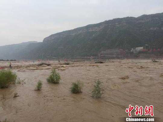 国庆期间山西黄河壶口瀑布因高水位景区暂时关闭