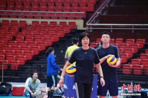 资料图：主教练郎平赛后也高度评价了龚翔宇的表现。<a target=\'_blank\' href=\'http://www.chinanews.com/\'><p class=