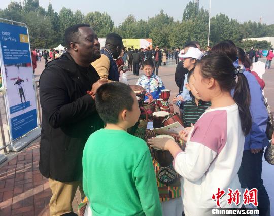 北京外语游园会启动迎冬奥、文化秀等20项活动亮相