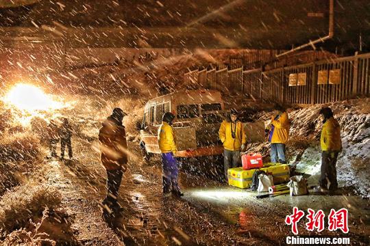 持续降雪对铁路带来影响新疆铁路部门启动应急预案保畅通