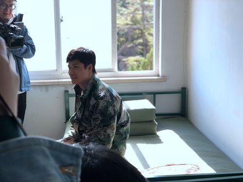 苏炳添谈军训：厕所最艰苦射击打0环