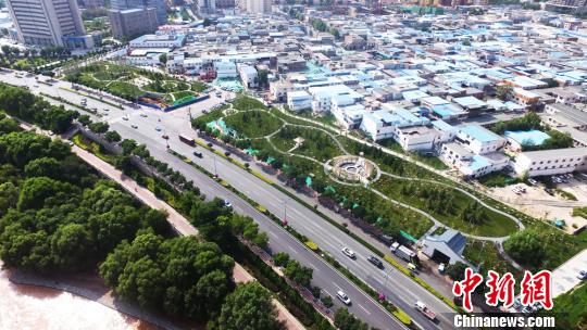 精致兰州：见缝插绿造“城市客厅”致力“五百米见园”