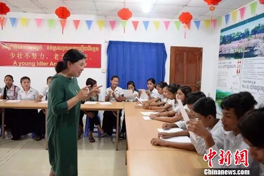 无锡校企“联手”在柬埔寨成立应用型本科大学