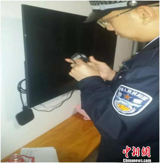 开“黑”民宿且偷录房客隐私两男子被三亚警方拘留