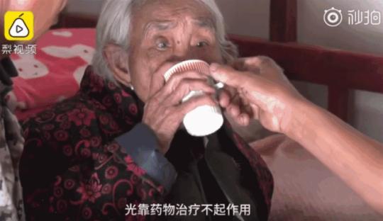 这一抱，看哭了很多人……