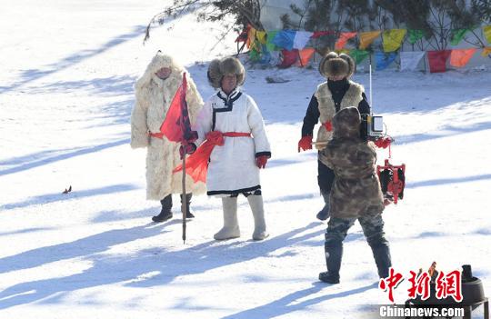 查干湖举行祭湖仪式，冬捕大幕拉开。　张瑶 摄