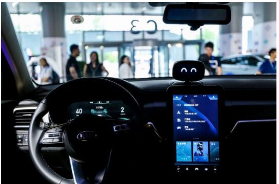 上百品牌选择百度车联网研发智能汽车 小度车载OS十八般武艺样样精通