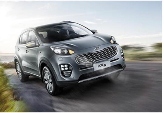 上百品牌选择百度车联网研发智能汽车 小度车载OS十八般武艺样样精通