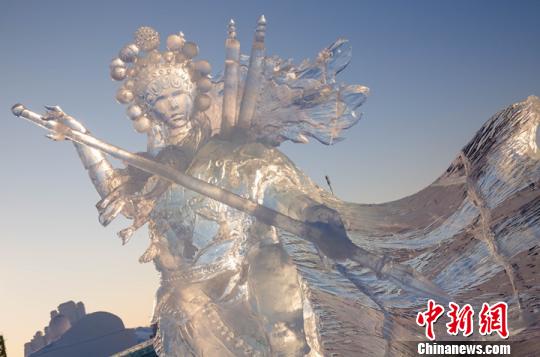 二等奖作品《刀马旦》。冰雪大世界供图