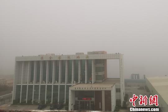 受浓雾影响泉金航线航班临时取消