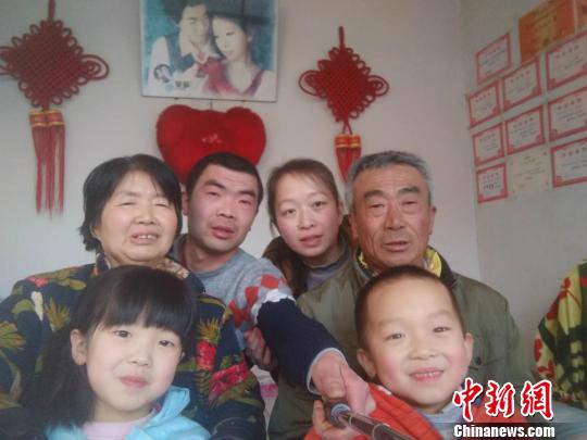 专访短片《啥是佩奇》主演大爷：一开始我确实不知道啥是佩奇