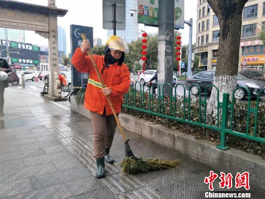 一个“干净年”背后的“橙衣侠”们：我感到很自豪