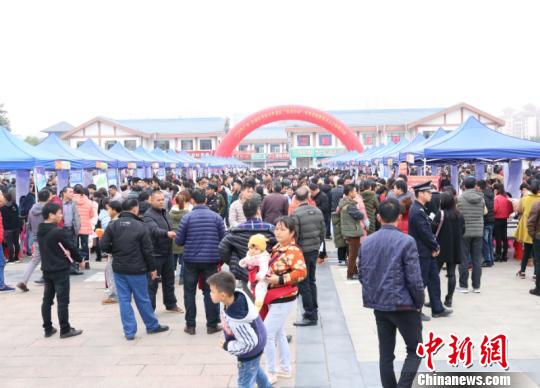 广西最大归侨聚居地的新春招聘：工厂开到家门口