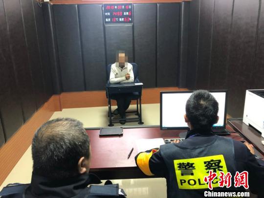 男子乘动车“霸座”：花了钱，座位就是我的