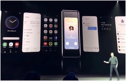 三星折叠屏手机Galaxy Fold 21日发布