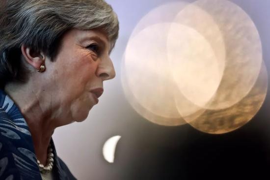  2月24日，在埃及沙姆沙伊赫，英国首相特雷莎·梅对媒体讲话。新华社/美联