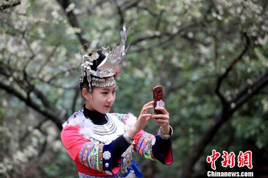 广西北部“空巢村”变身网红旅游地