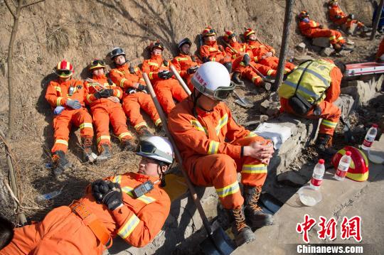 山西乡宁房屋垮塌事故现场20人获救7人遇难