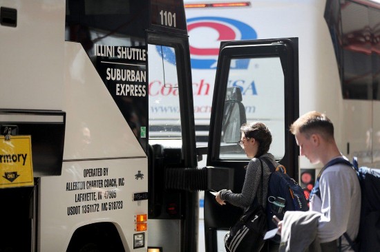 &ldquo;城郊快车&rdquo;公司汽车