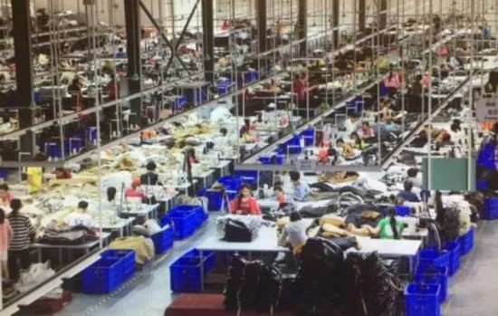  ▲柬埔寨制衣女工（中国驻柬埔寨大使馆&ldquo;脸书&rdquo;截图）