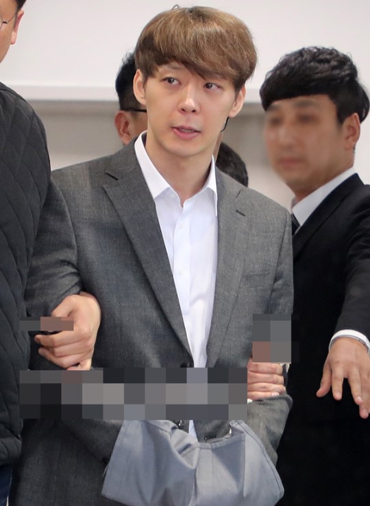 朴有天拒不承认吸毒（韩媒news 1）