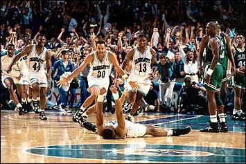 历史上的今天：绿军13年11冠 穆大叔三夺DPOY 