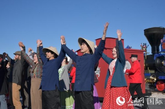 音乐剧场面。摄影 章念生