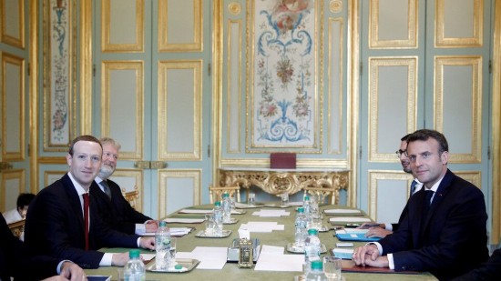 马克龙10日会见扎克伯格,图源:路透社