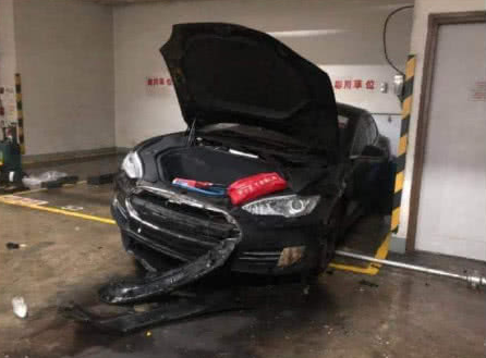受损车辆（香港中通社）