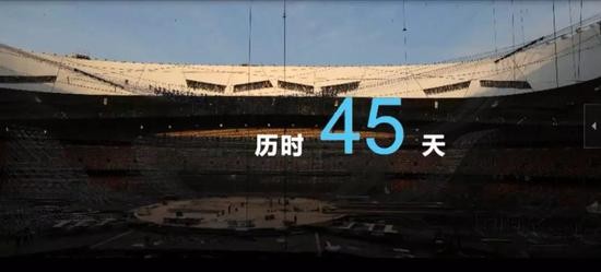 10000 余套演出服装、15000 多件道具、2500 多支效果灯光