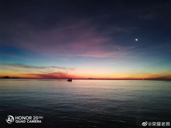 荣耀20 Pro官方样张四连发：DxOMark TOP3无忧