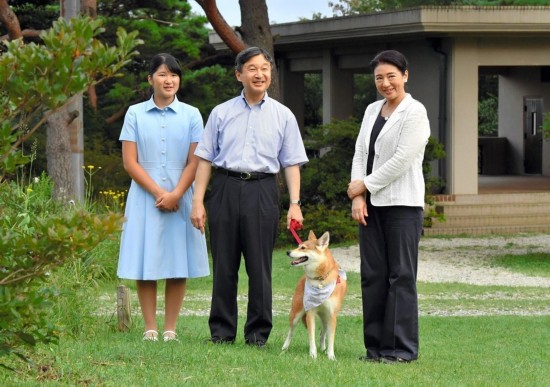 德仁一家（时事通信社）