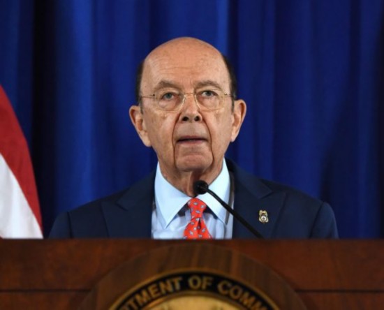 资料图:美国商务部长威尔伯·罗斯(新华社)