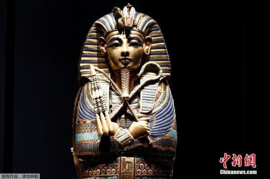 资料图：当地时间2019年3月23日至9月15日， 埃及图坦卡蒙法老墓葬精品展在法国巴黎拉维莱特大厅举办。