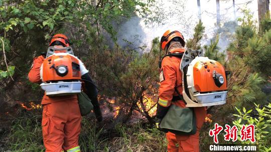 内蒙古大兴安岭原始林区突发两起森林火灾扑救难度增大
