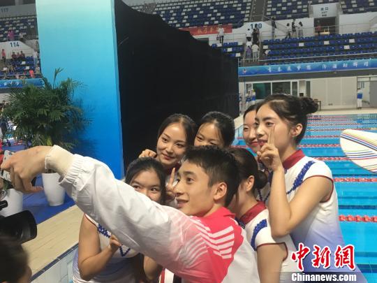 二青会跳水项目决出33枚金牌首位&ldquo;00后&rdquo;奥运冠军再夺冠