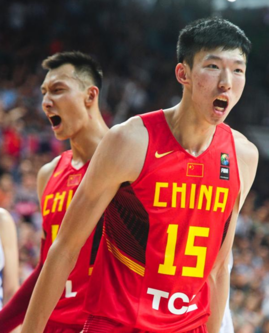 周琦回应和阿联奥运赛场“冲突”:我是在说“赖我赖我”