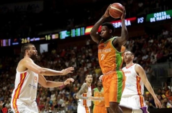 男篮世界杯同组三对手同日热身 最强敌41分狂胜亚洲劲旅