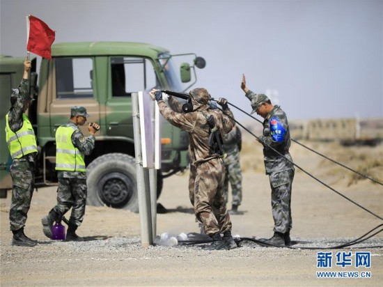 (图文互动)(2)“国际军事比赛-2019”:中国队包揽“安全环境”项目全部比赛第一