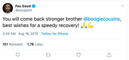 社交圈：艾弗森晒同姚明合影 波兰男篮备战世界杯玩麻将