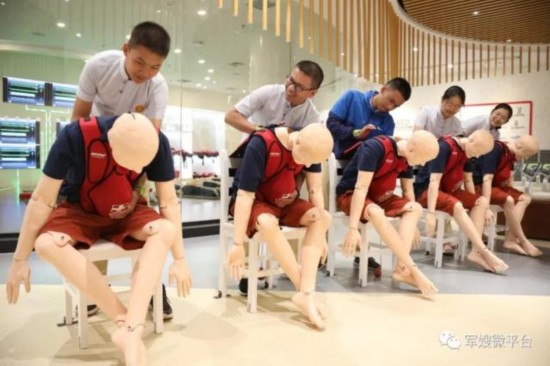 大漠的孩子看上海&mdash;&mdash;&ldquo;东风航天城师生国防教育行&rdquo;活动圆满结束