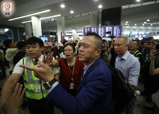 梁先生（来源：香港&ldquo;东网&rdquo;）