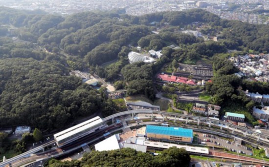 日本多摩动物园一饲养员遭犀牛袭击 惨死园内（图片来源：朝日新闻网站）