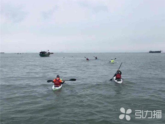 史上最快！苏州五勇士成功横渡琼州海峡